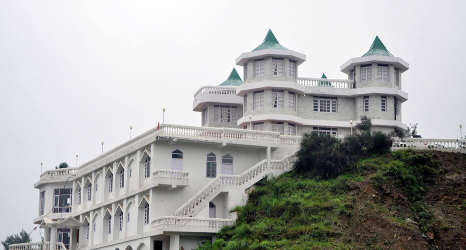 L R Heights, Shimla 3